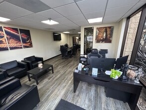 2646 Palma Dr, Ventura, CA for lease Interior Photo- Image 2 of 7