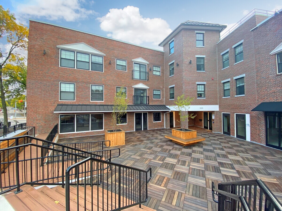 333 Central Ave, Dover, NH 03820 Foster's Place Dover