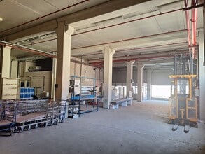 Industrial in Getafe, Madrid for sale Interior Photo- Image 2 of 6
