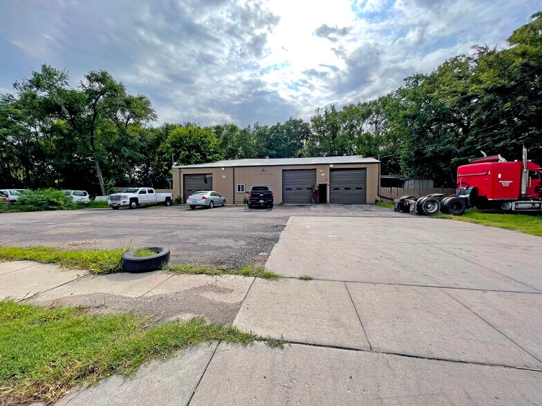 6301 N Meridian, Wichita, KS 67204