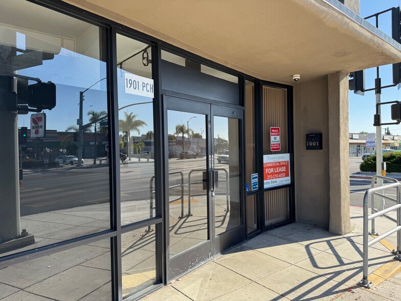 1901-1905 Pacific Coast Hwy, Lomita, CA for lease - Building Photo - Image 1 of 14