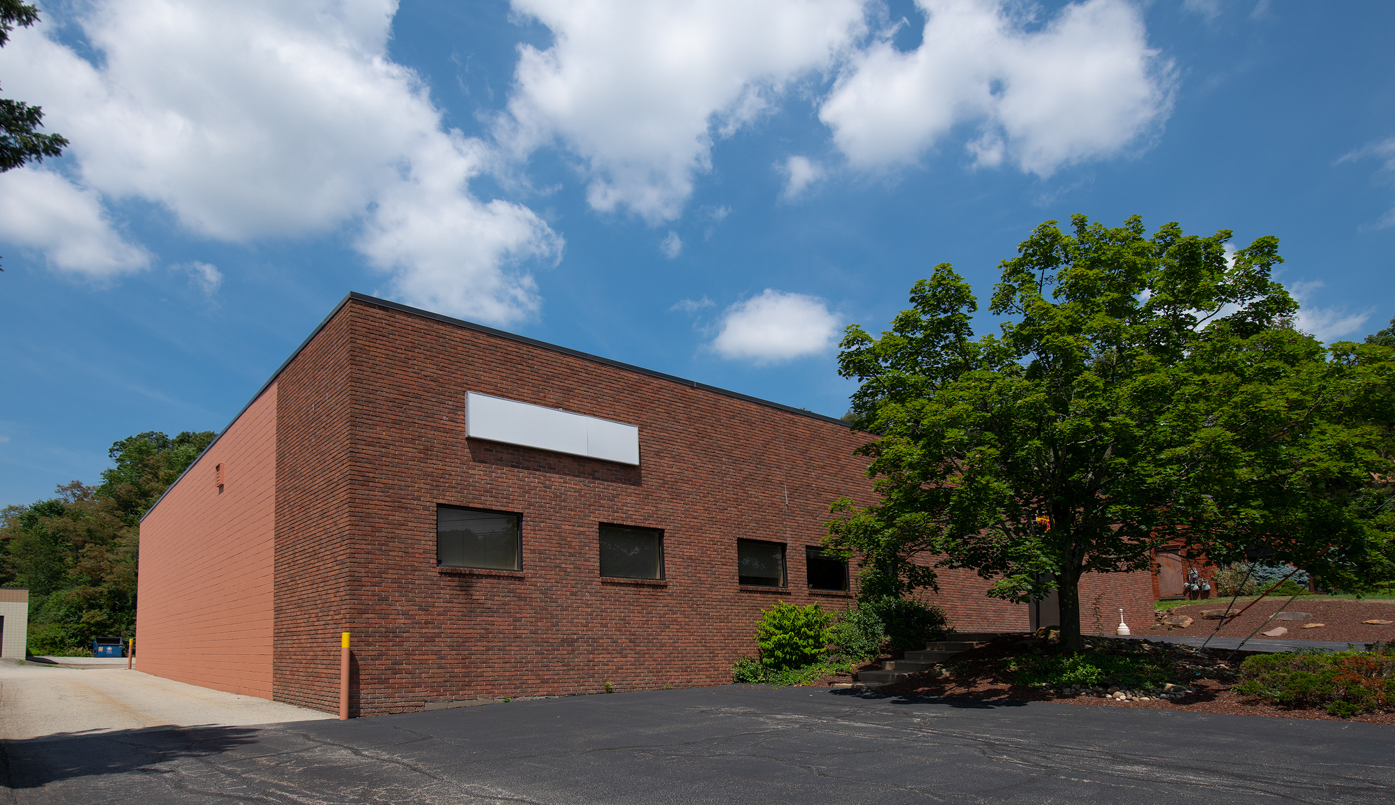 500 Plum Industrial Ct, Plum, PA for lease Building Photo- Image 1 of 5