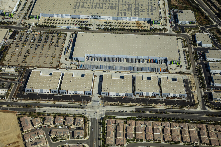 5200-5210 Hamner, Eastvale, CA for lease - Building Photo - Image 1 of 5