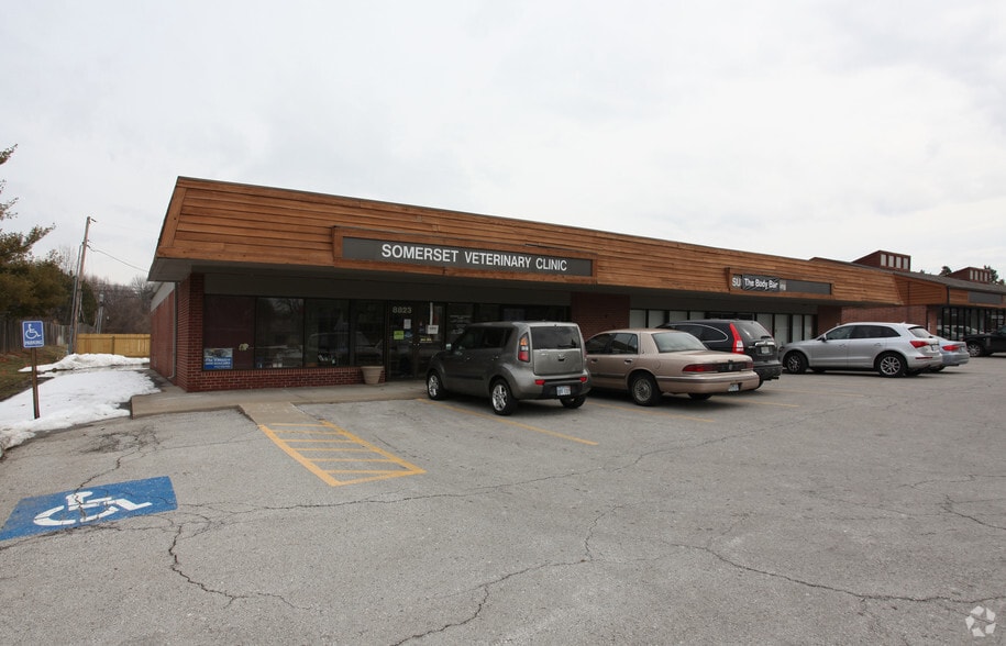 8823-8841 Roe Ave, Prairie Village, KS for lease - Primary Photo - Image 1 of 2