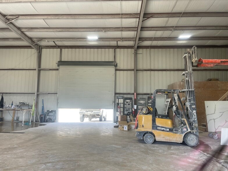 721 Rohde Rd, Kyle, TX for lease - Building Photo - Image 3 of 5