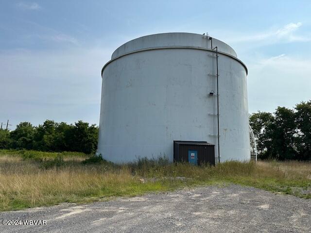 208 Catawissa Ave, Williamsport, PA for sale - Primary Photo - Image 1 of 2