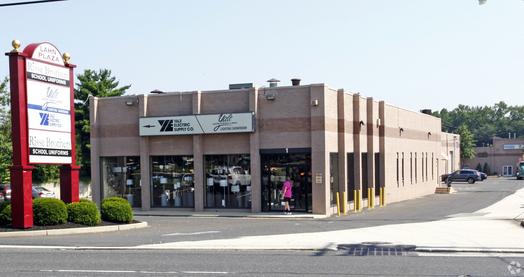 1724 Marlton Pike E, Cherry Hill, NJ for sale Primary Photo- Image 1 of 1