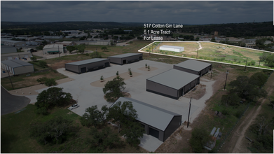 606 Mill Run, Kerrville, TX for lease Building Photo- Image 1 of 17