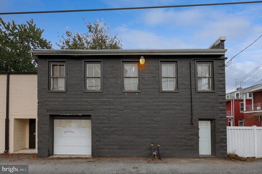 238 N Reservoir St, Lancaster, PA for sale - Primary Photo - Image 1 of 21