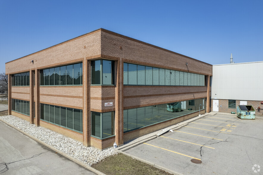 2470 Milltower Ct, Mississauga, ON for lease - Building Photo - Image 2 of 4