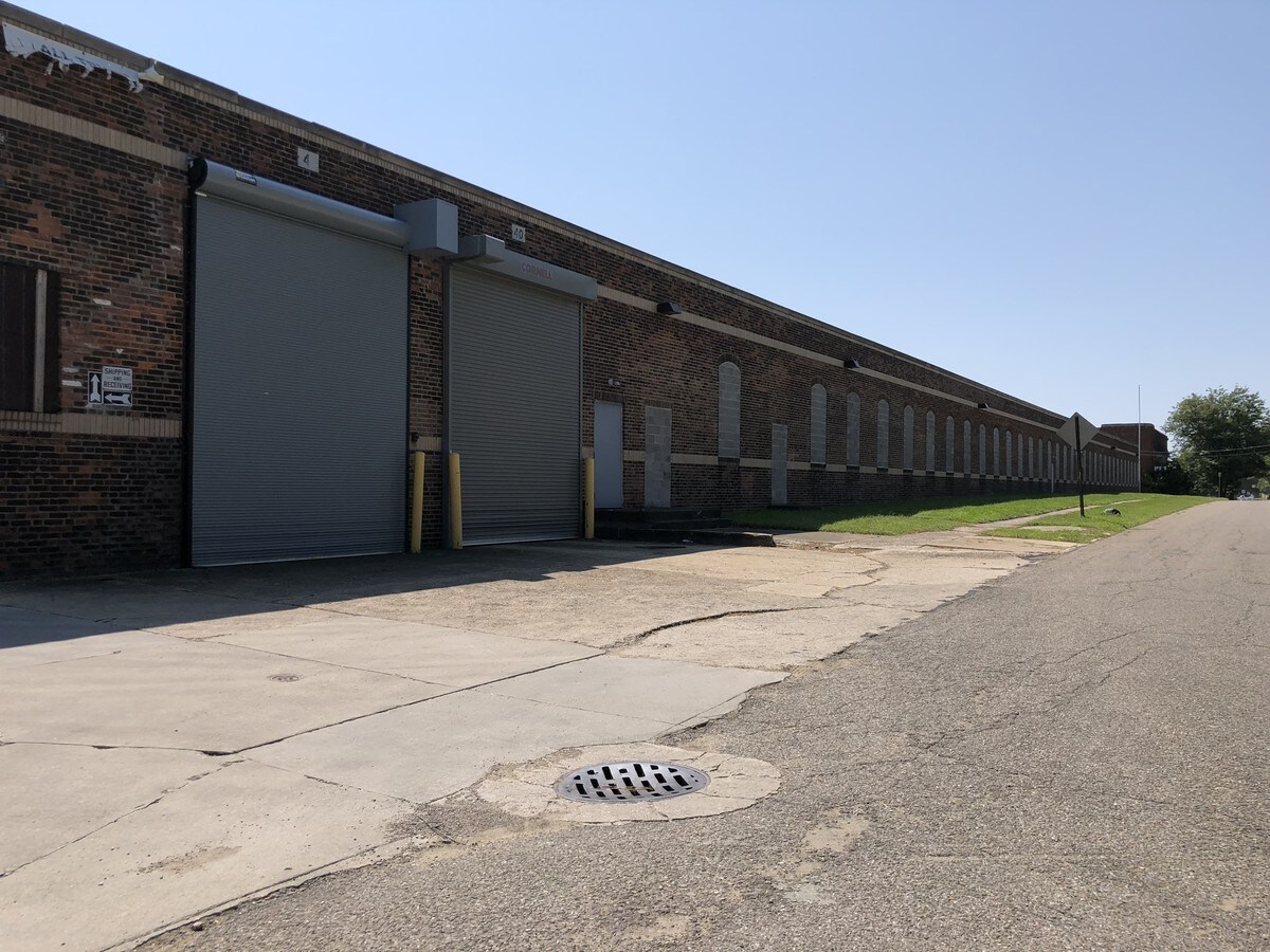 14500 Darley Ave, Cleveland, OH 44110