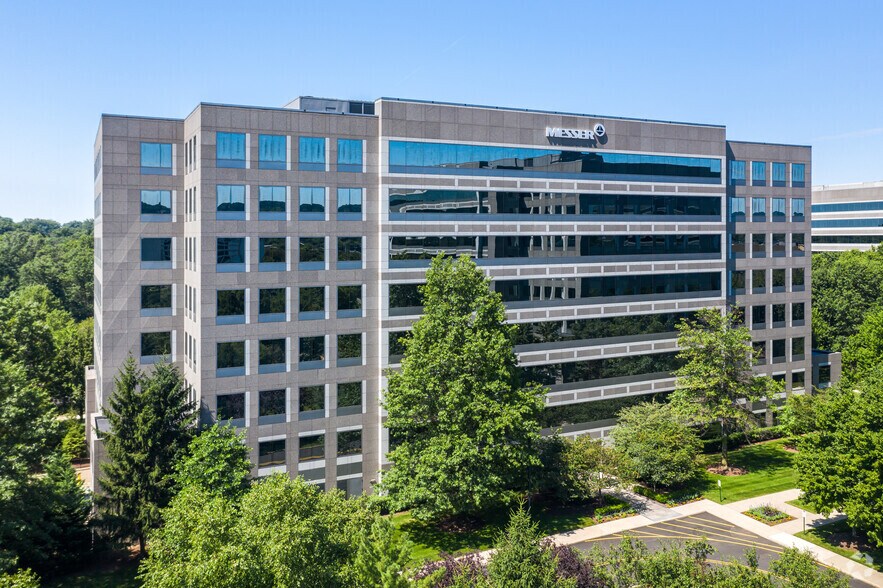 200 Somerset Corporate Blvd, Bridgewater, NJ 08807 Office for Lease