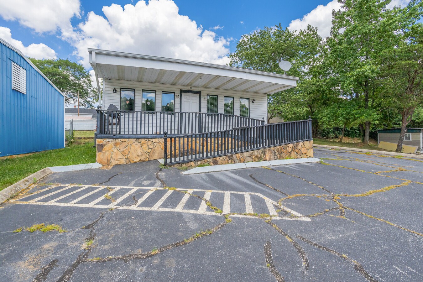 26 Agnew Rd, Greenville, SC 29611