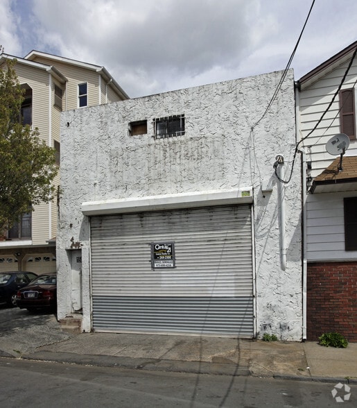 150 E Kinney St, Newark, NJ for sale - Building Photo - Image 2 of 2