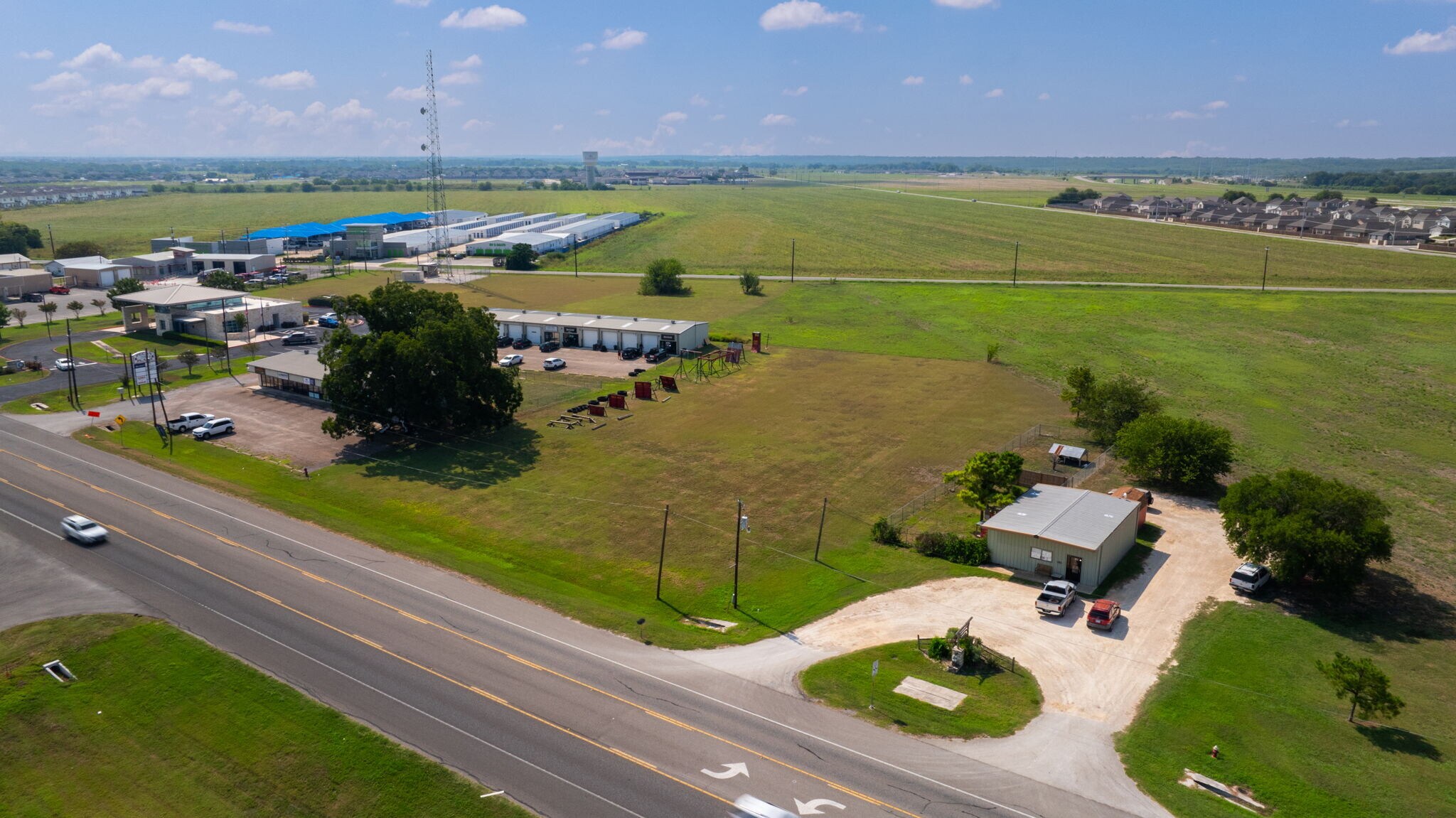 2000 W San Antonio St, Lockhart, TX for sale Building Photo- Image 1 of 23