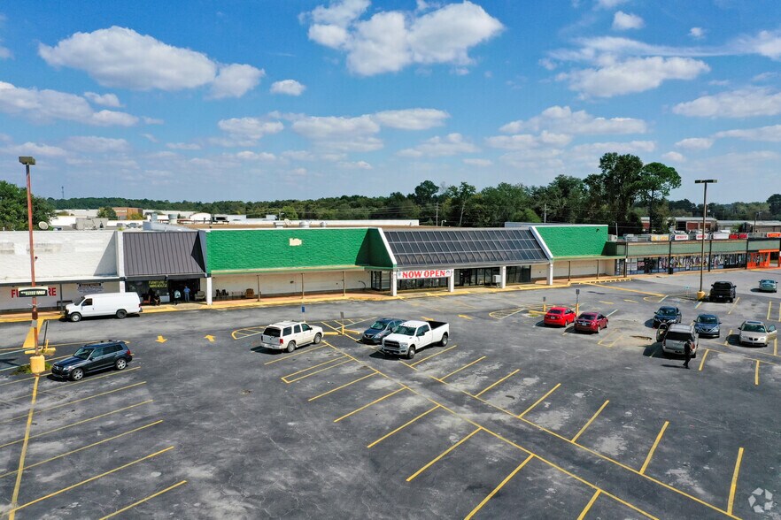 2425 Sylvester Rd, Albany, GA for sale - Building Photo - Image 1 of 1