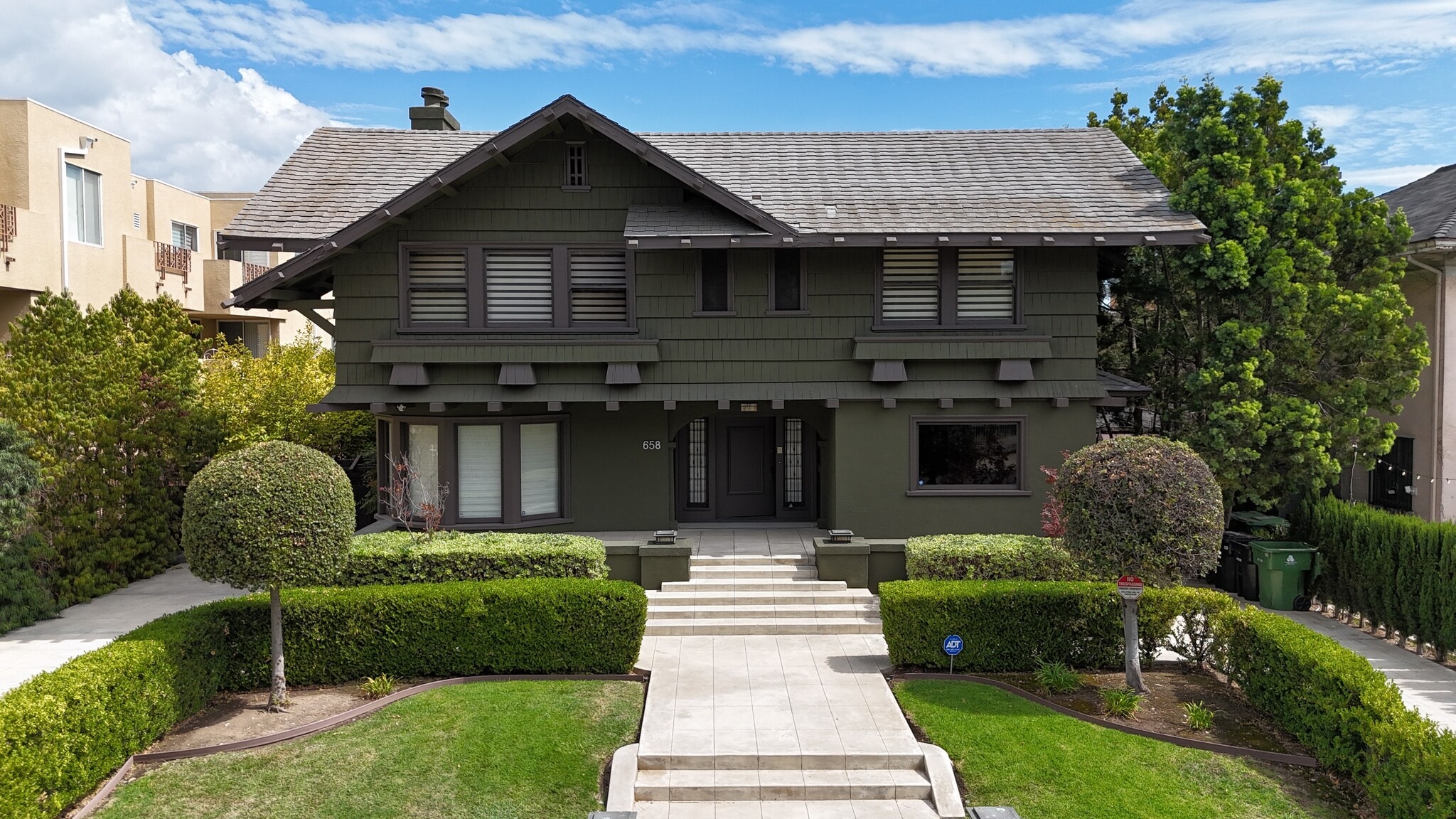 658 S Bronson Ave, Los Angeles, CA for lease Building Photo- Image 1 of 23