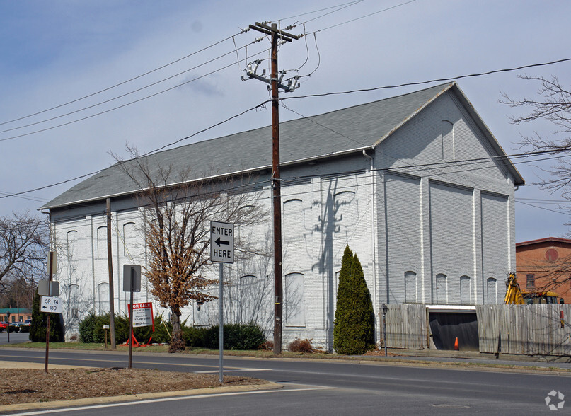 437 E High St, Carlisle, PA for sale - Primary Photo - Image 1 of 1