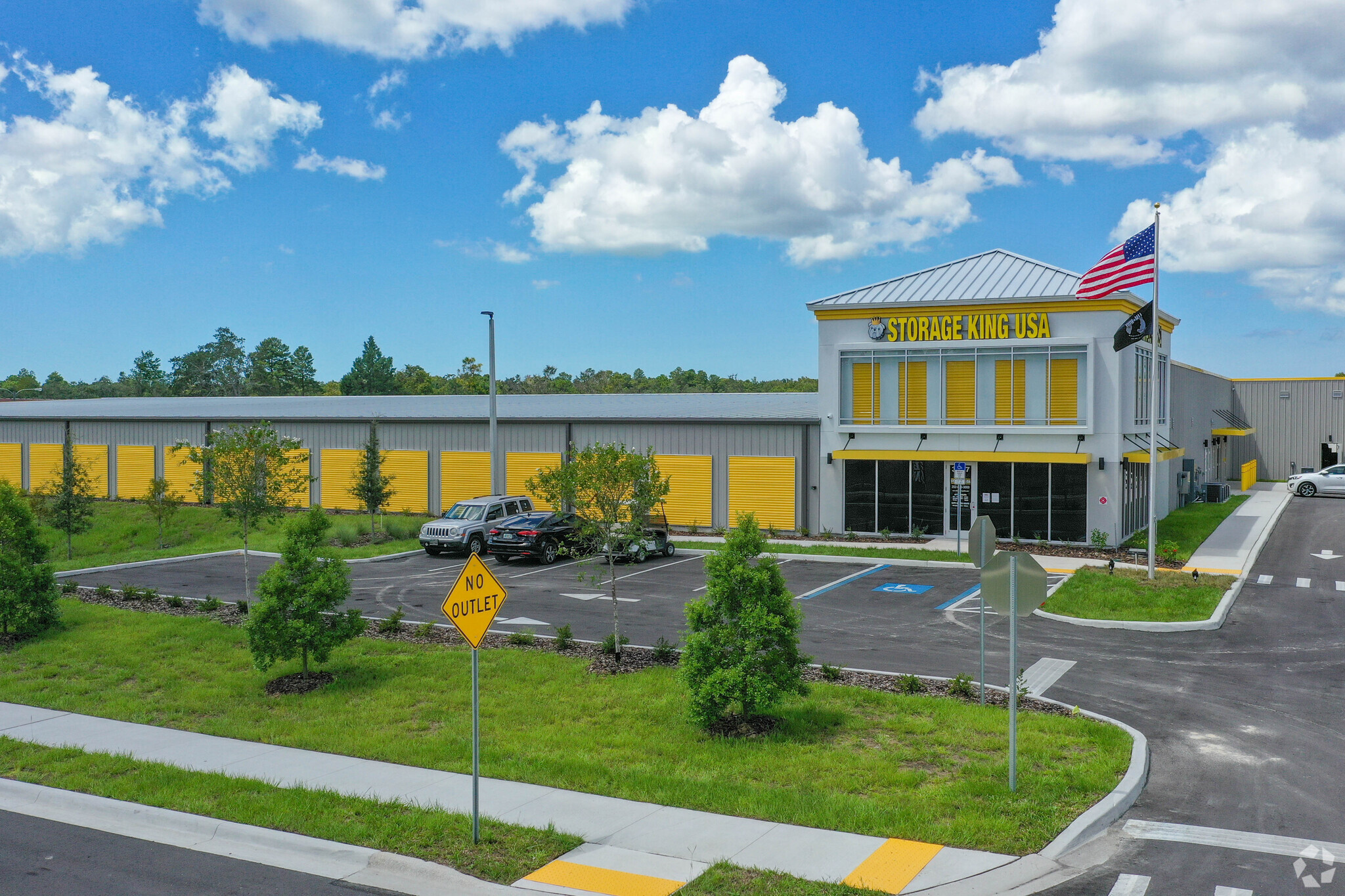 3617 Commercial Way, Spring Hill, FL for lease Primary Photo- Image 1 of 12