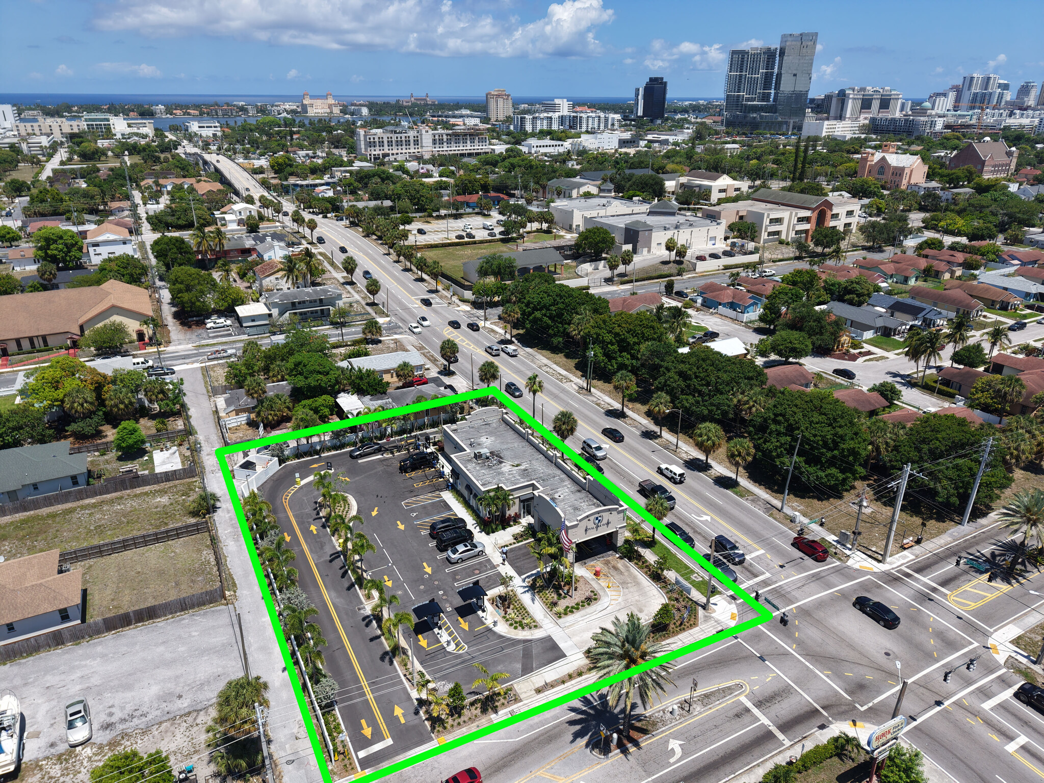 921 Palm Beach Lakes Blvd, West Palm Beach, FL for sale Building Photo- Image 1 of 27