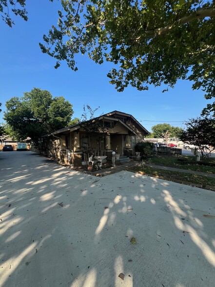 1314 W Main St, Waxahachie, TX for sale - Building Photo - Image 3 of 3