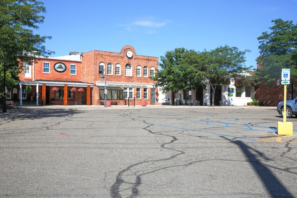 8 N Washington St, Oxford, MI for sale Building Photo- Image 1 of 1