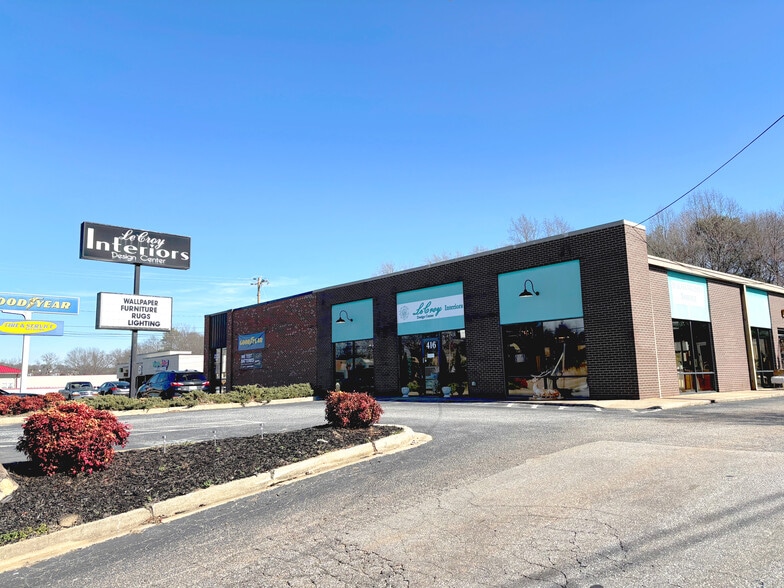 416 Haywood Rd, Greenville, SC for lease - Building Photo - Image 1 of 4