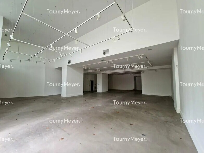 Retail in Montpellier for lease - Interior Photo - Image 3 of 10