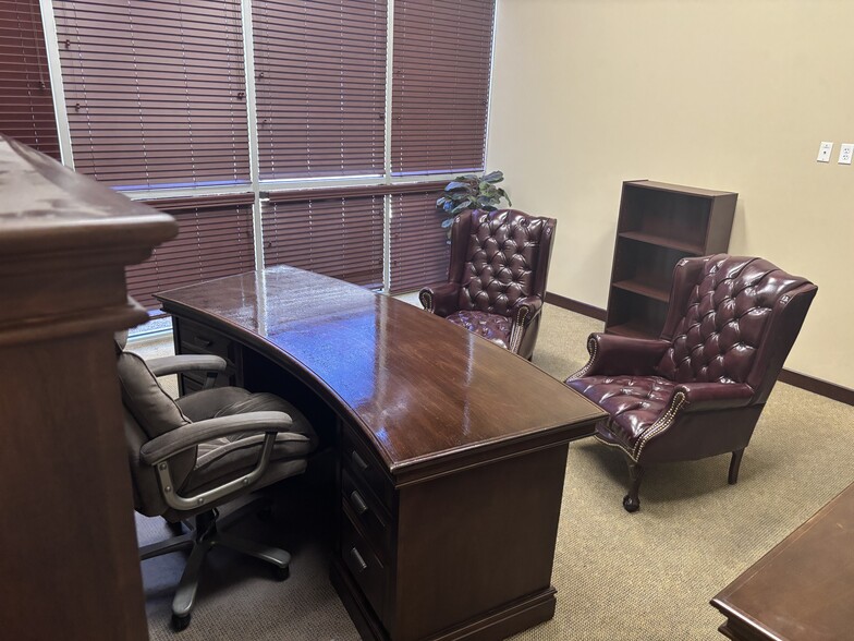 90 S Kyrene Rd, Chandler, AZ for lease - Building Photo - Image 3 of 11