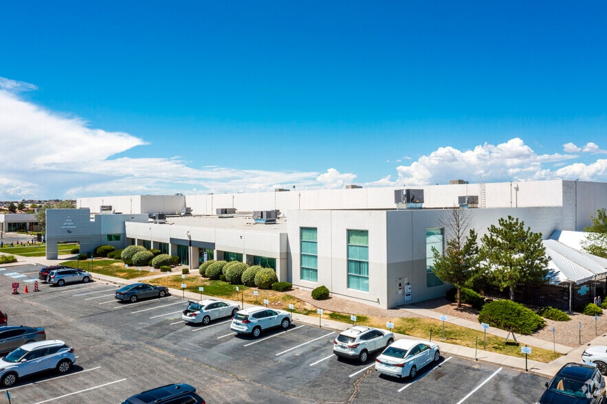 4321 Fulcrum Way NE, Rio Rancho, NM for lease - Primary Photo - Image 1 of 6