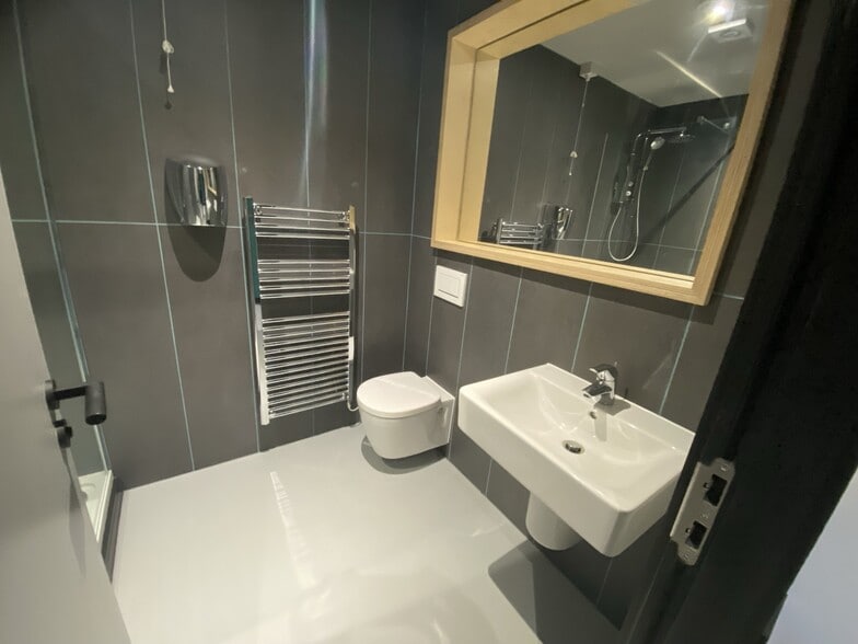 Evolution Park, Runcorn for lease - Interior Photo - Image 2 of 5