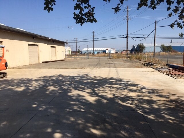 6250 Parallel Rd, Anderson, CA for lease - Building Photo - Image 2 of 39