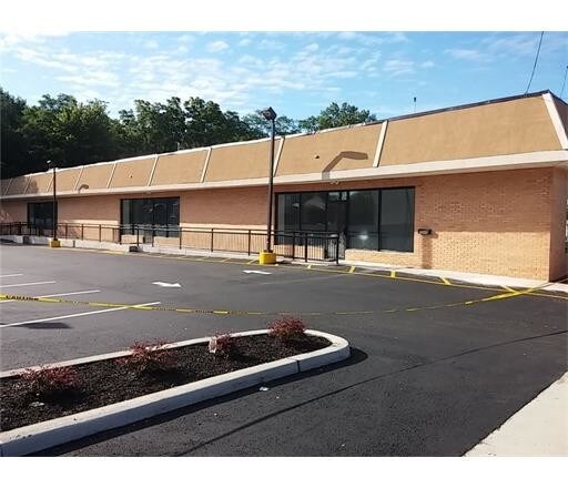 1346 Saint Georges Ave, Avenel, NJ for lease Primary Photo- Image 1 of 16