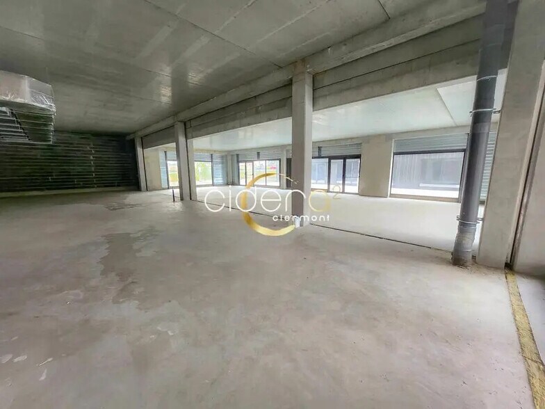Retail in Clermont-Ferrand for lease - Interior Photo - Image 3 of 10