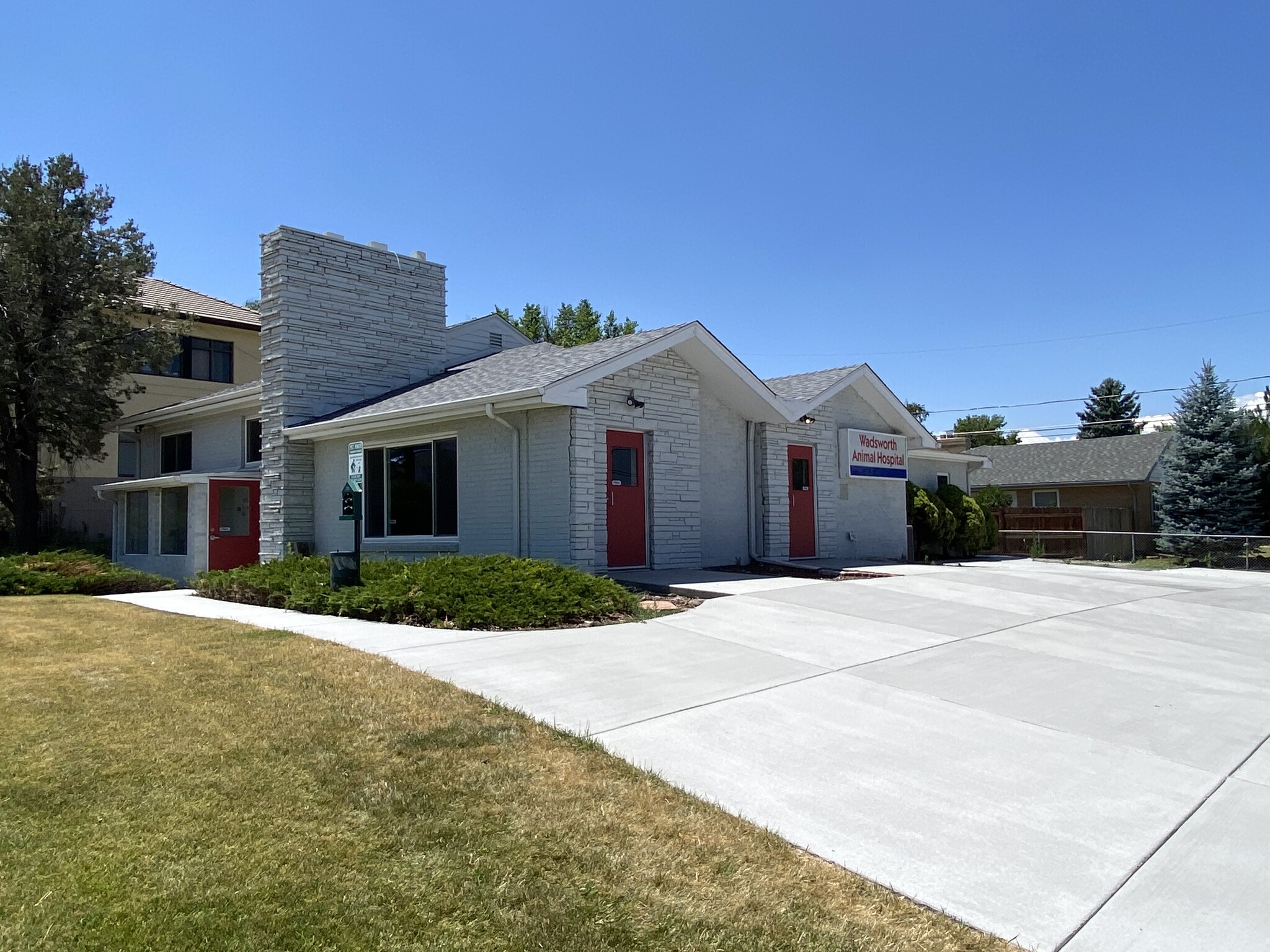 105 S Wadsworth Blvd, Lakewood, CO for sale Building Photo- Image 1 of 11