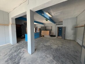 Central Ave, Doncaster for lease Interior Photo- Image 2 of 2
