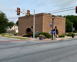 126 S 3rd St, Oxford, PA for lease Interior Photo- Image 2 of 6