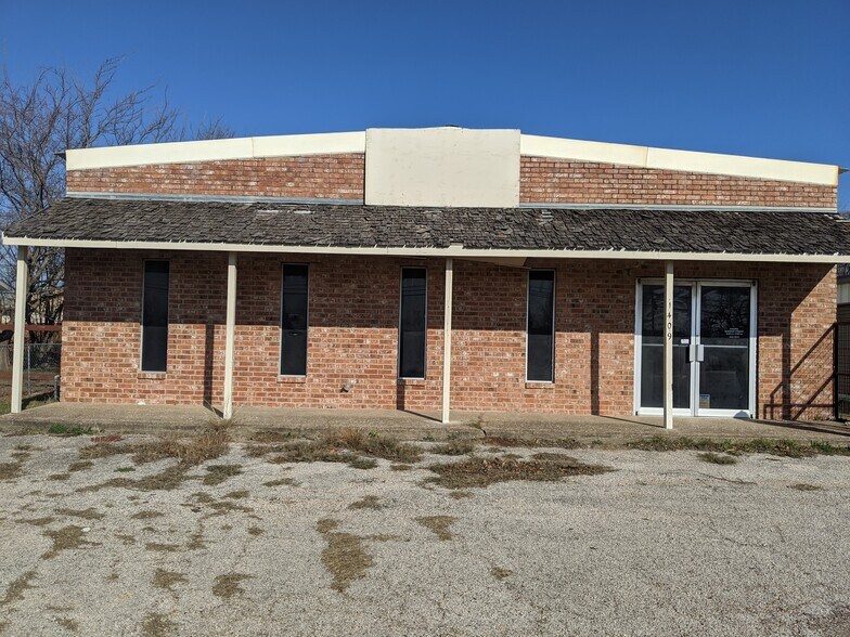 1409 W Main St, Gatesville, TX for sale - Primary Photo - Image 1 of 1