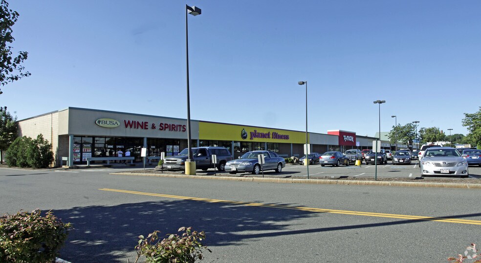 11 Traders Way, Salem, MA 01970