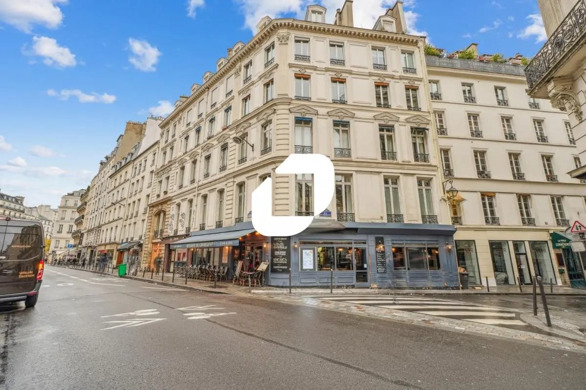 Office in Paris for lease Building Photo- Image 1 of 28