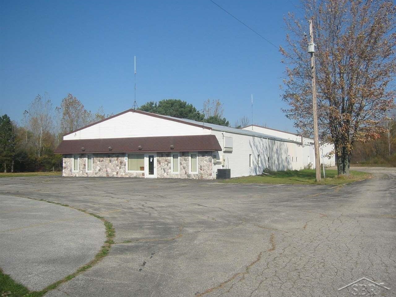 9856 Sarle Rd, Freeland, MI for sale Primary Photo- Image 1 of 1