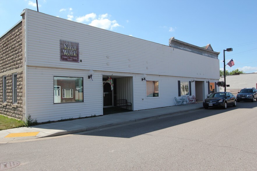 133 S State St, Fall Creek, WI for sale - Building Photo - Image 1 of 1