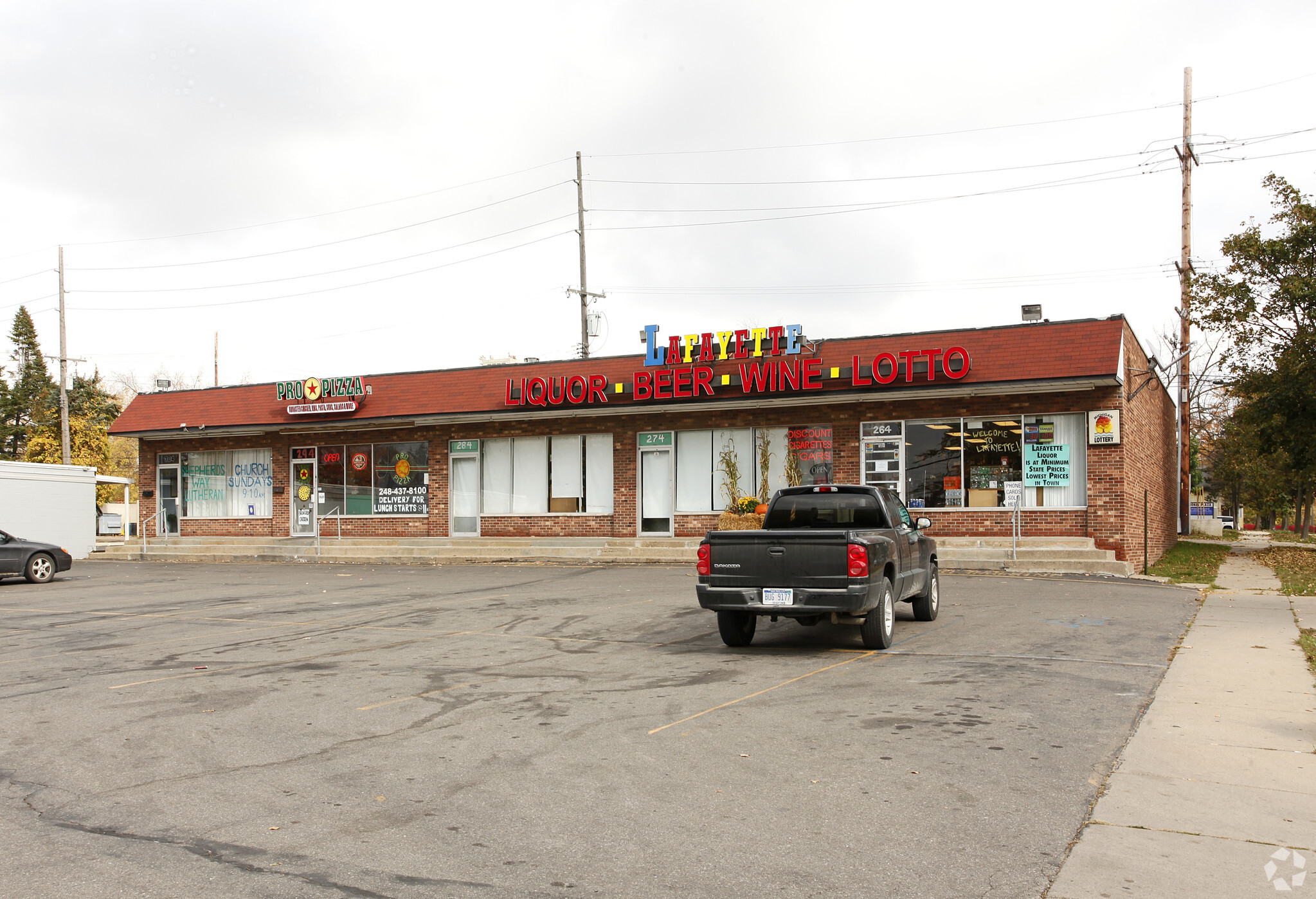 264-304 N Lafayette St S, South Lyon, MI for lease Primary Photo- Image 1 of 4