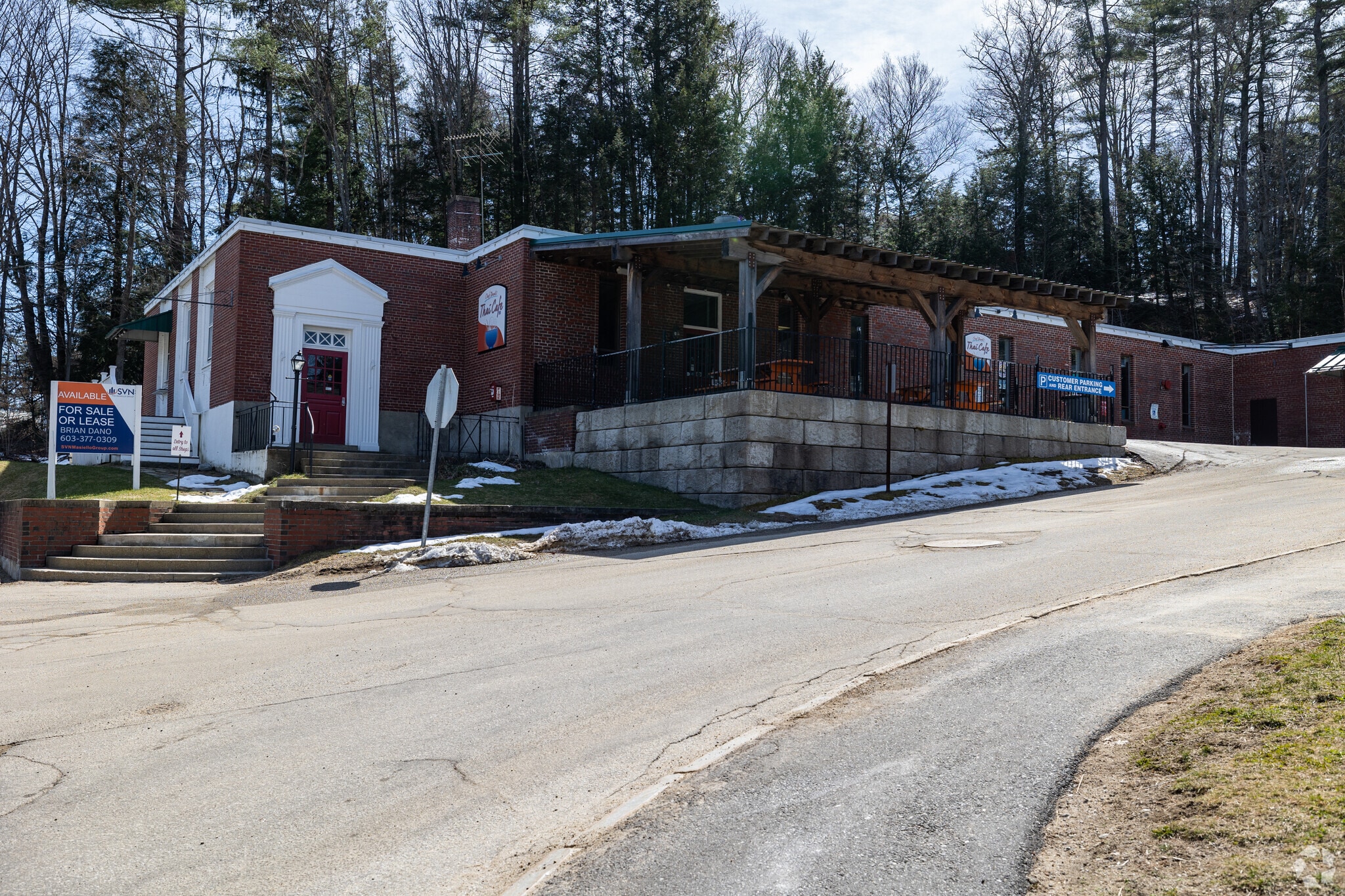 43 Grove St, Peterborough, NH for sale Primary Photo- Image 1 of 66