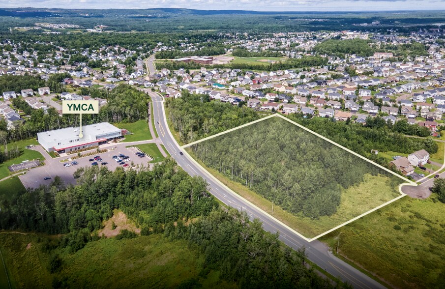 Twin Oaks Drive, Moncton, NB E1G 0A1 Twin Oaks Drive