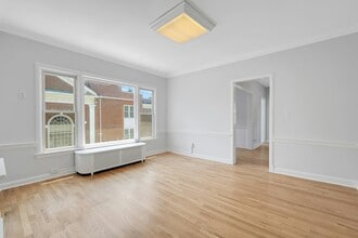 98 Broad St, Bloomfield, NJ for lease Building Photo- Image 2 of 10