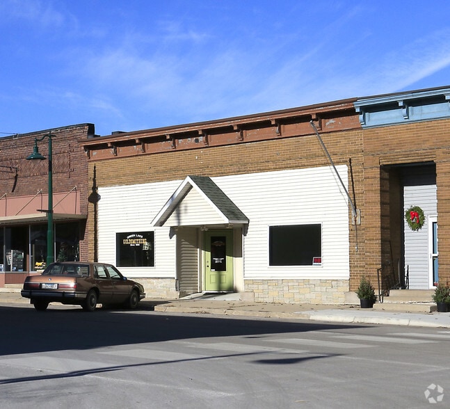 116 Manitoba St, Spicer, MN for sale - Building Photo - Image 2 of 2