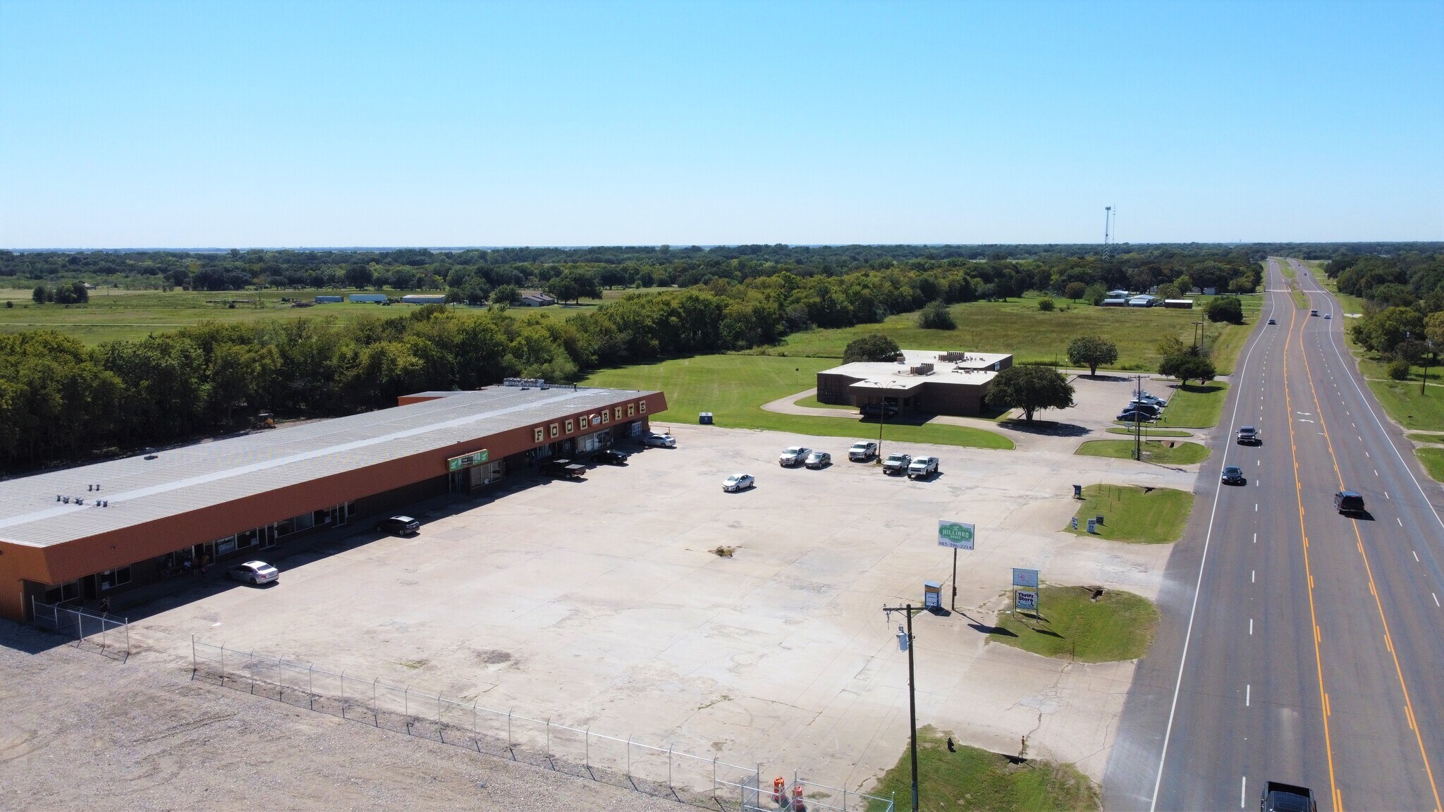 1001 NW 2nd St, Kerens, TX 75144 Retail for Lease