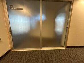 3525 W Peterson Ave, Chicago, IL for lease Building Photo- Image 2 of 2