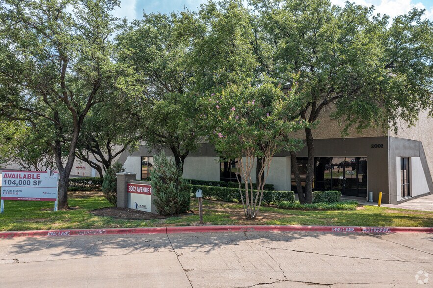 2002 Avenue R, Grand Prairie, TX 75050